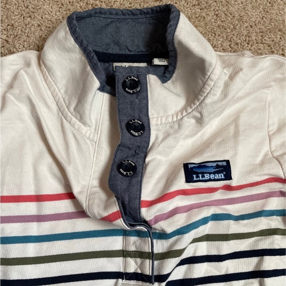 LL Bean button sweatshirt - Picture 3 of 4